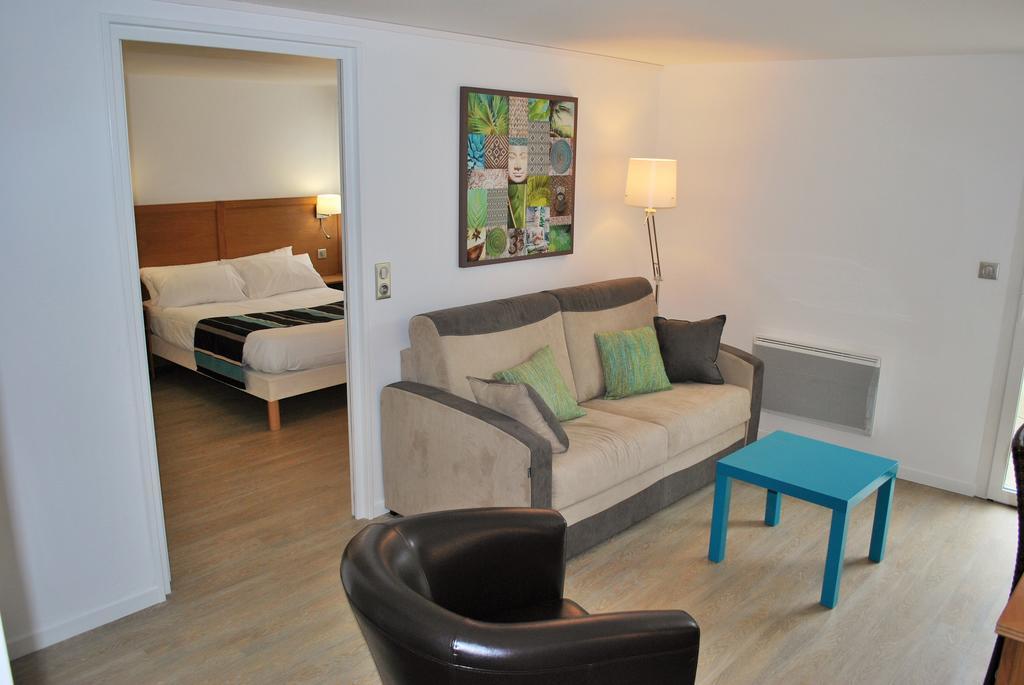 Hotel Le Relais Des Champs Eugenie-les-Bains Zewnętrze zdjęcie