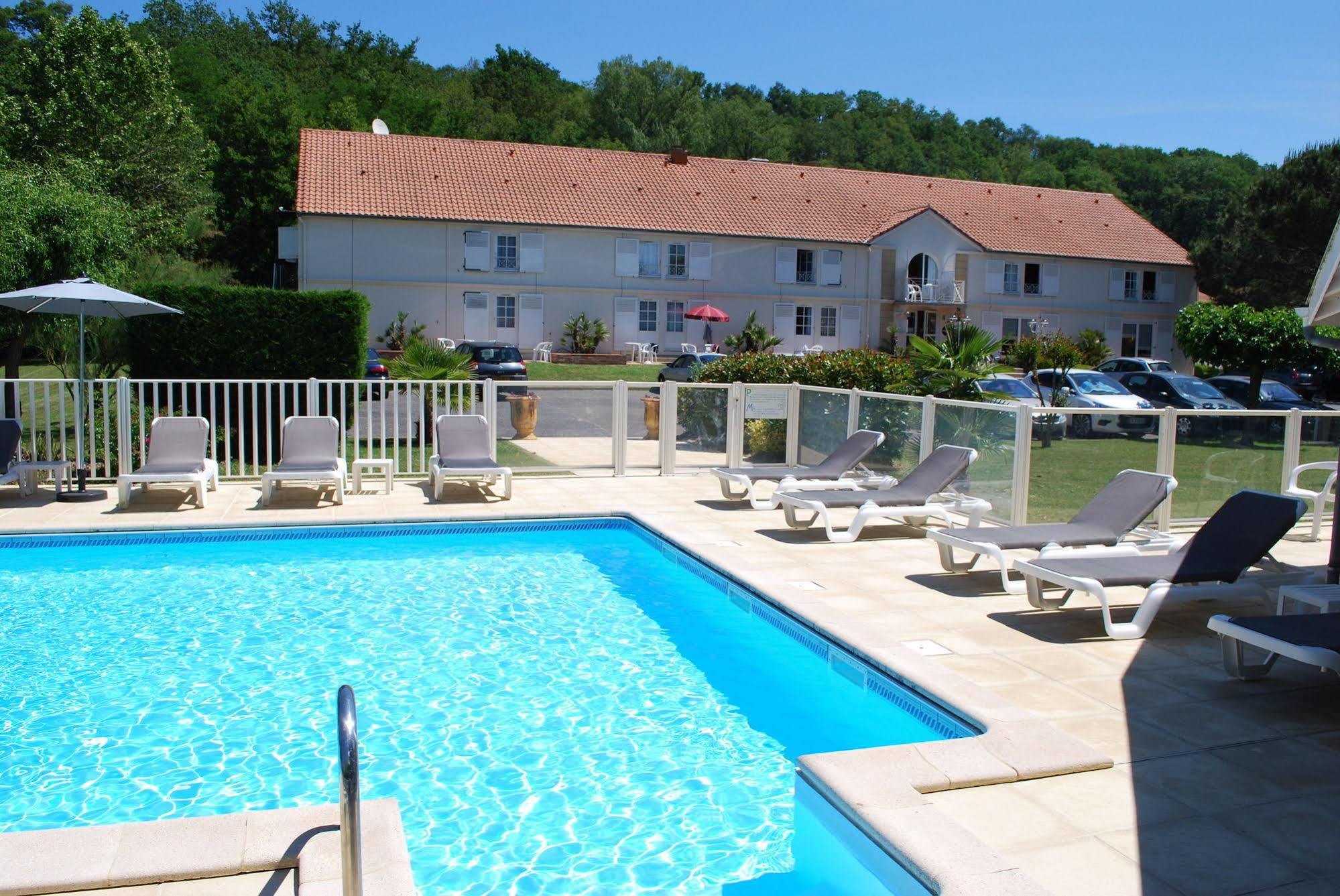 Hotel Le Relais Des Champs Eugenie-les-Bains Zewnętrze zdjęcie