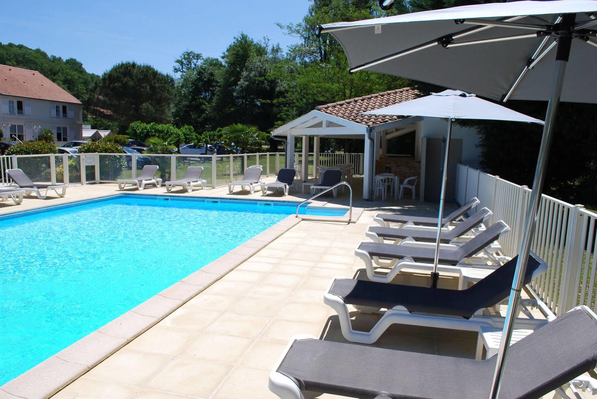 Hotel Le Relais Des Champs Eugenie-les-Bains Zewnętrze zdjęcie